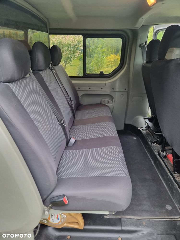 Opel Vivaro - 2