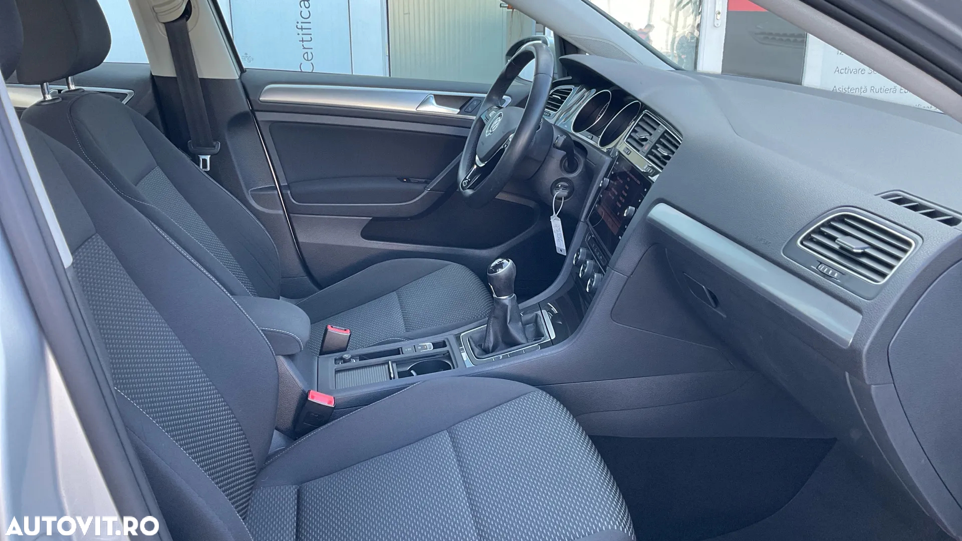 Volkswagen Golf 1.6 TDI Trendline - 3
