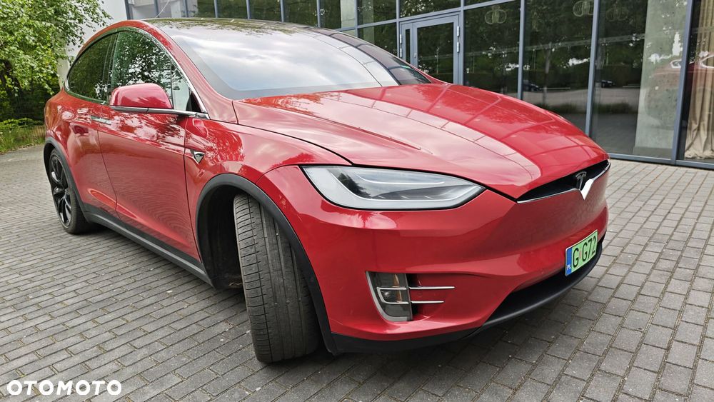 Tesla Model X Performance - 2
