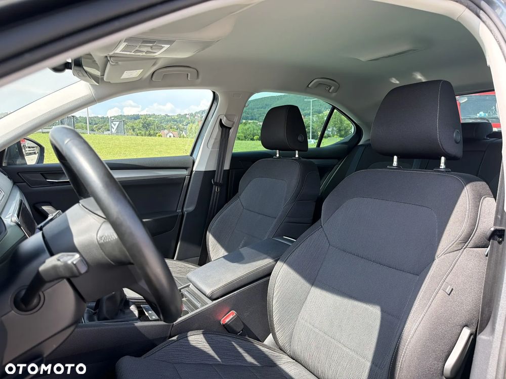 Skoda Superb 1.8 TSI Ambition - 12