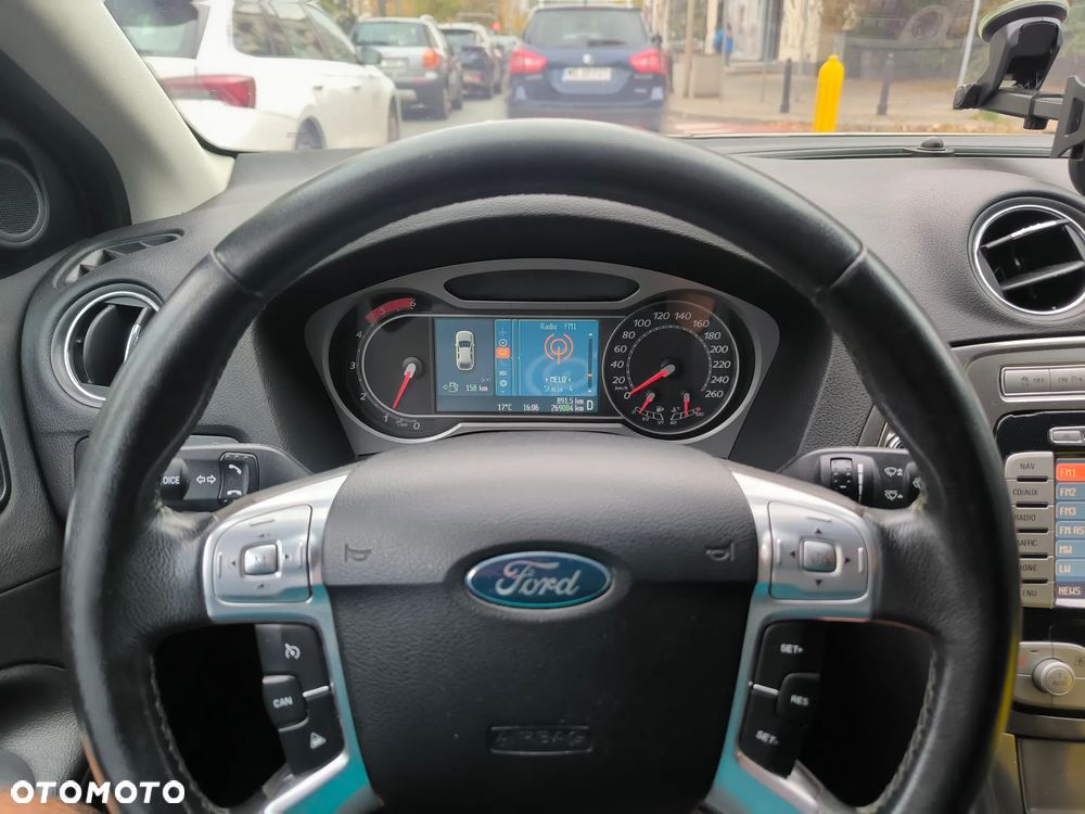 Ford Mondeo 2.0 TDCI Champions Edition - 25