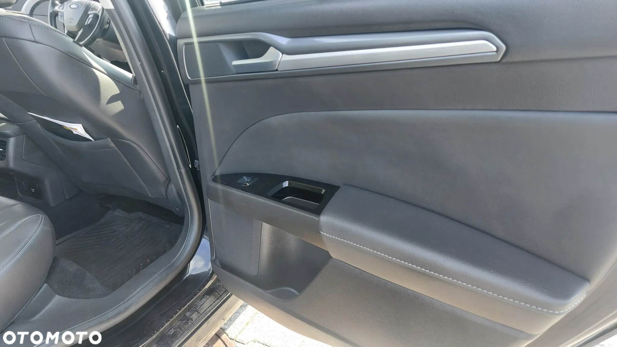 Ford Mondeo 1.5 EcoBoost Titanium - 18