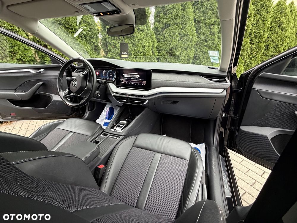 Skoda Octavia 2.0 TDI Sportline DSG - 25