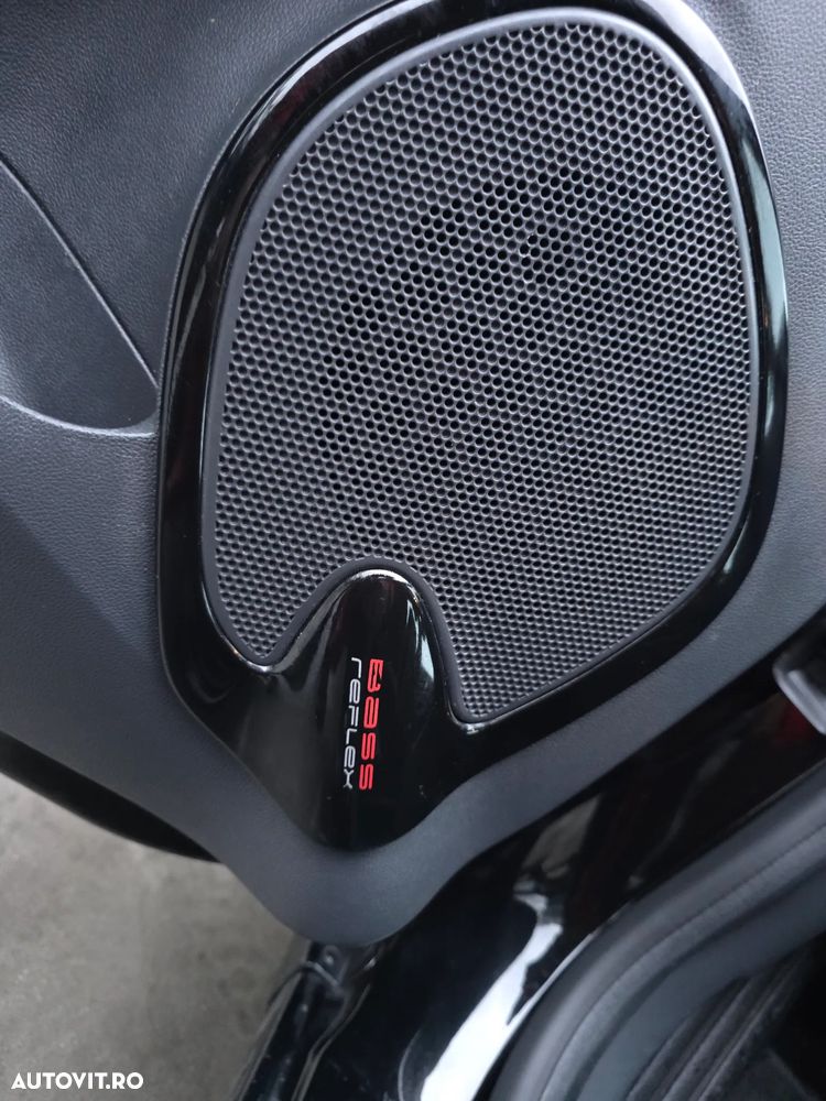 Renault Clio - 10