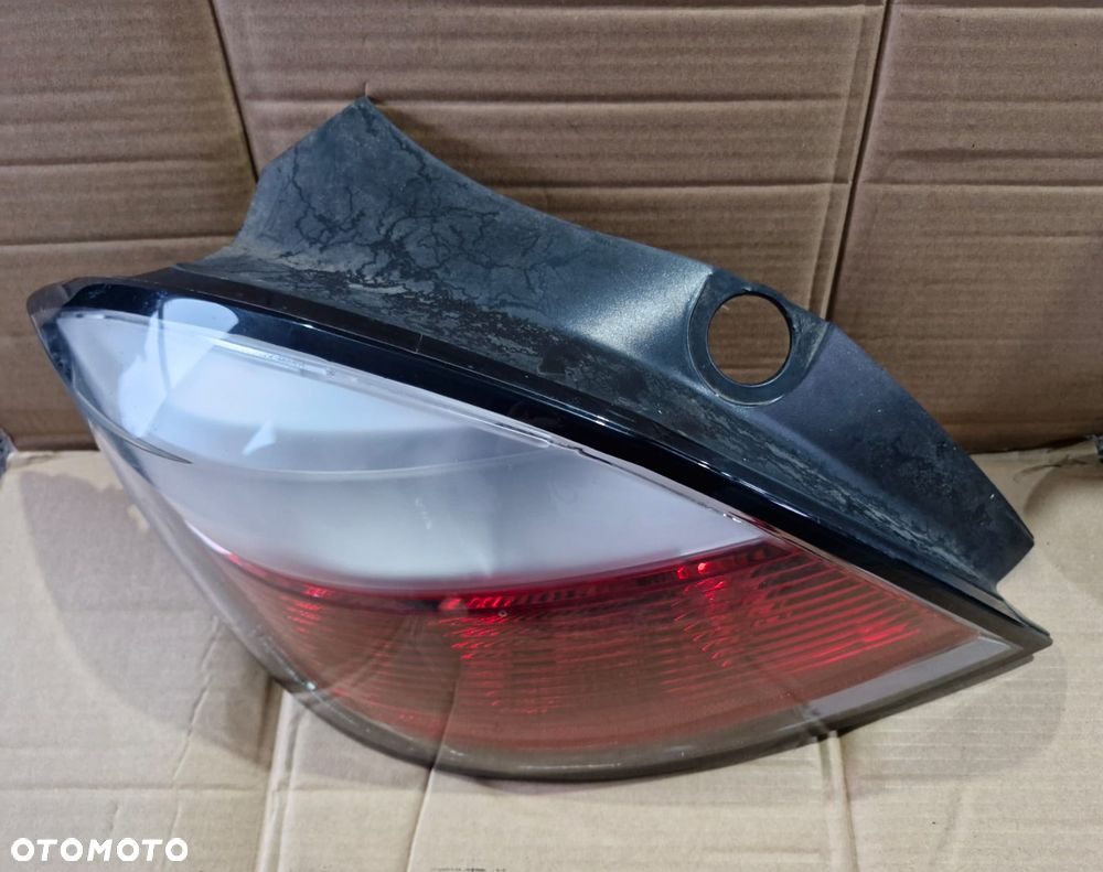 Lampa prawa lewa tylna prawy lewy tył Opel Astra H III hatchback 5 drzwi - 8