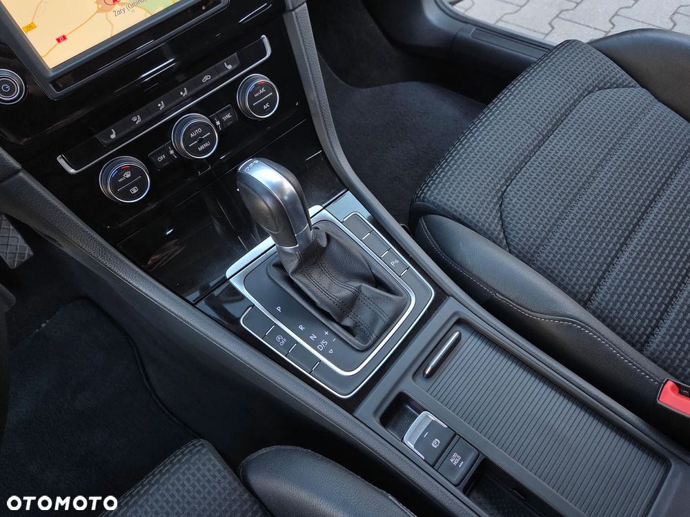 Volkswagen Golf 1.4 TSI ACT BlueMotion Technology DSG Highline - 32