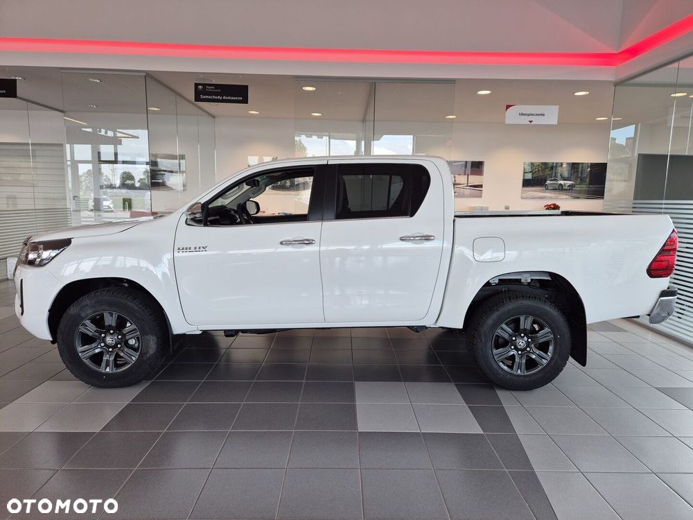 Toyota Hilux - 3