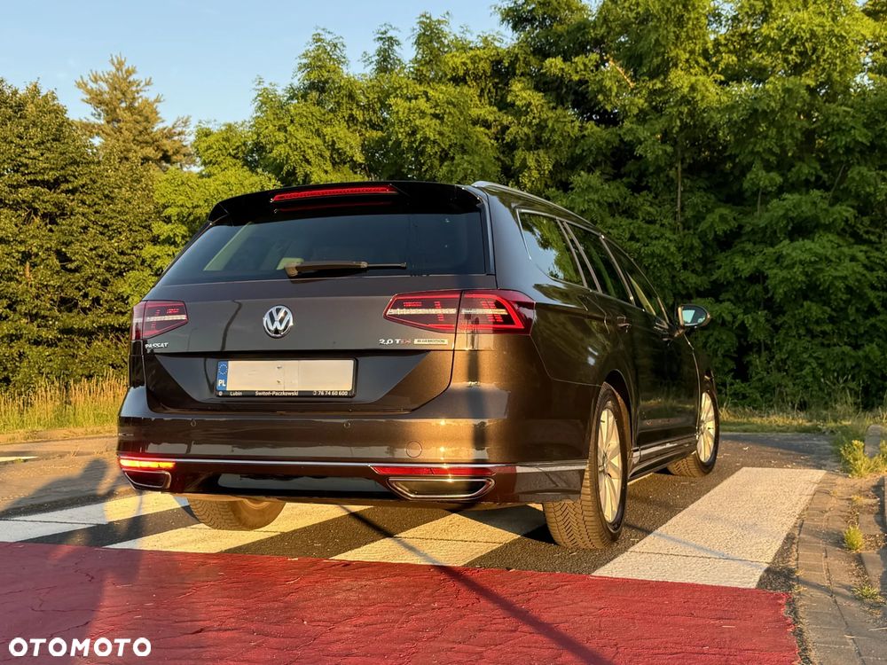 Volkswagen Passat 2.0 TDI SCR (BlueMotion Technology) DSG Highline - 1