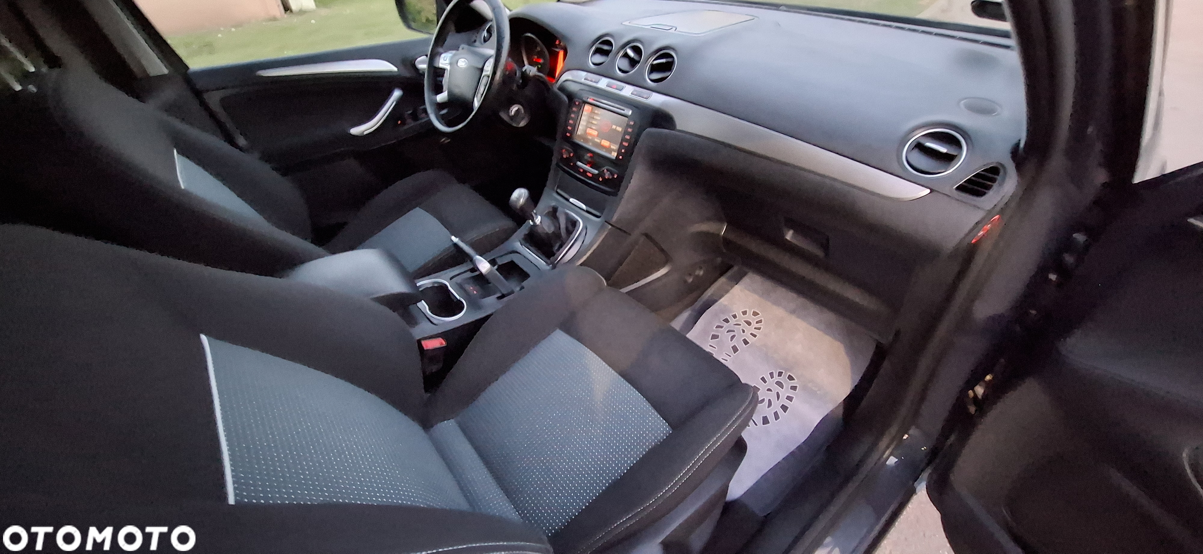 Ford S-Max 2.0 TDCi DPF Trend - 9