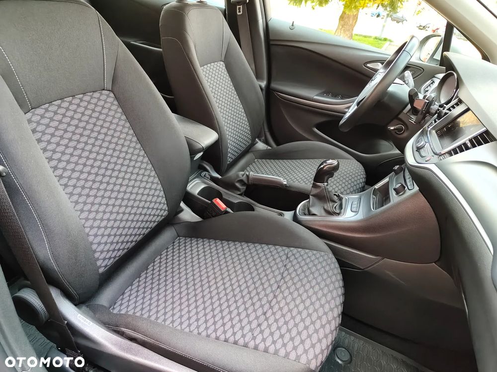 Opel Astra 1.2 T Edition S&S - 16