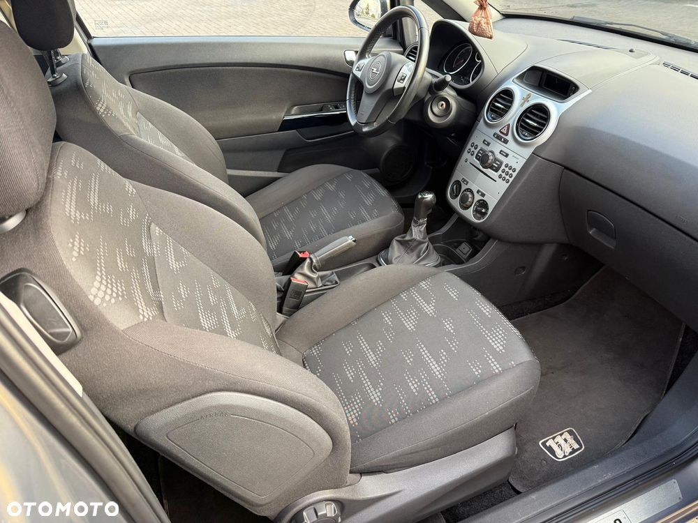 Opel Corsa - 10