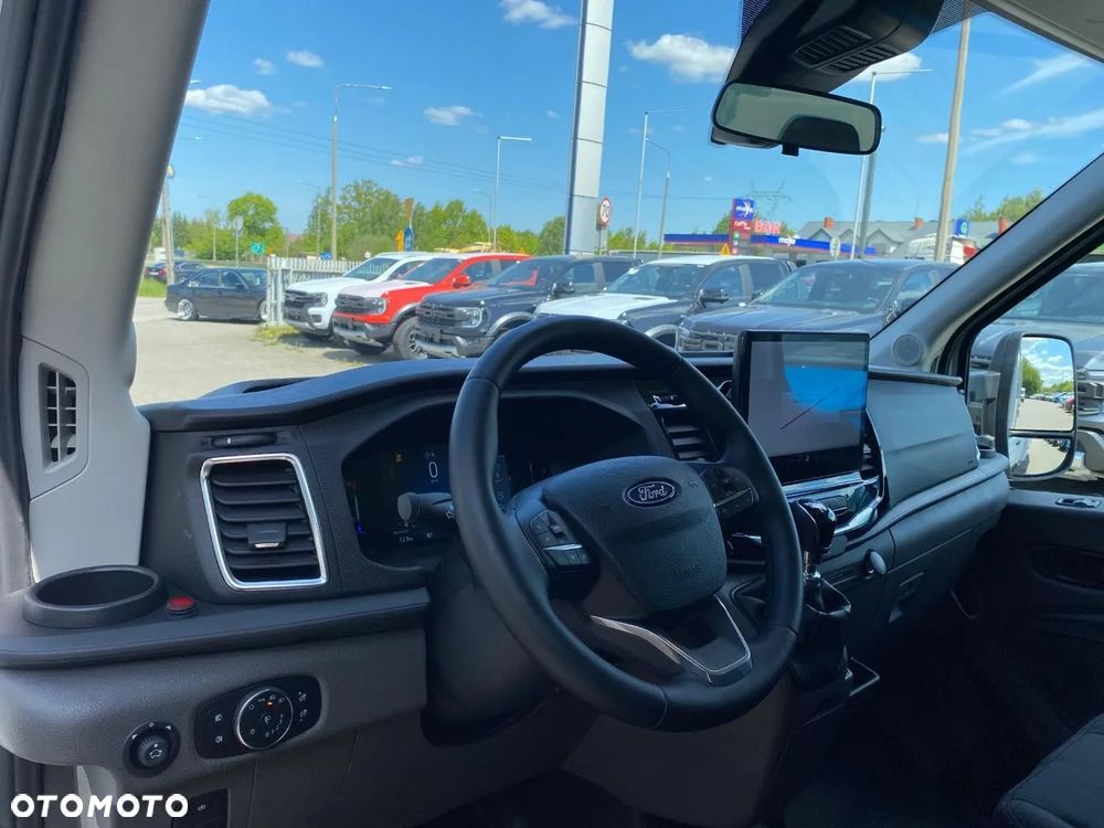 Ford Transit - 9
