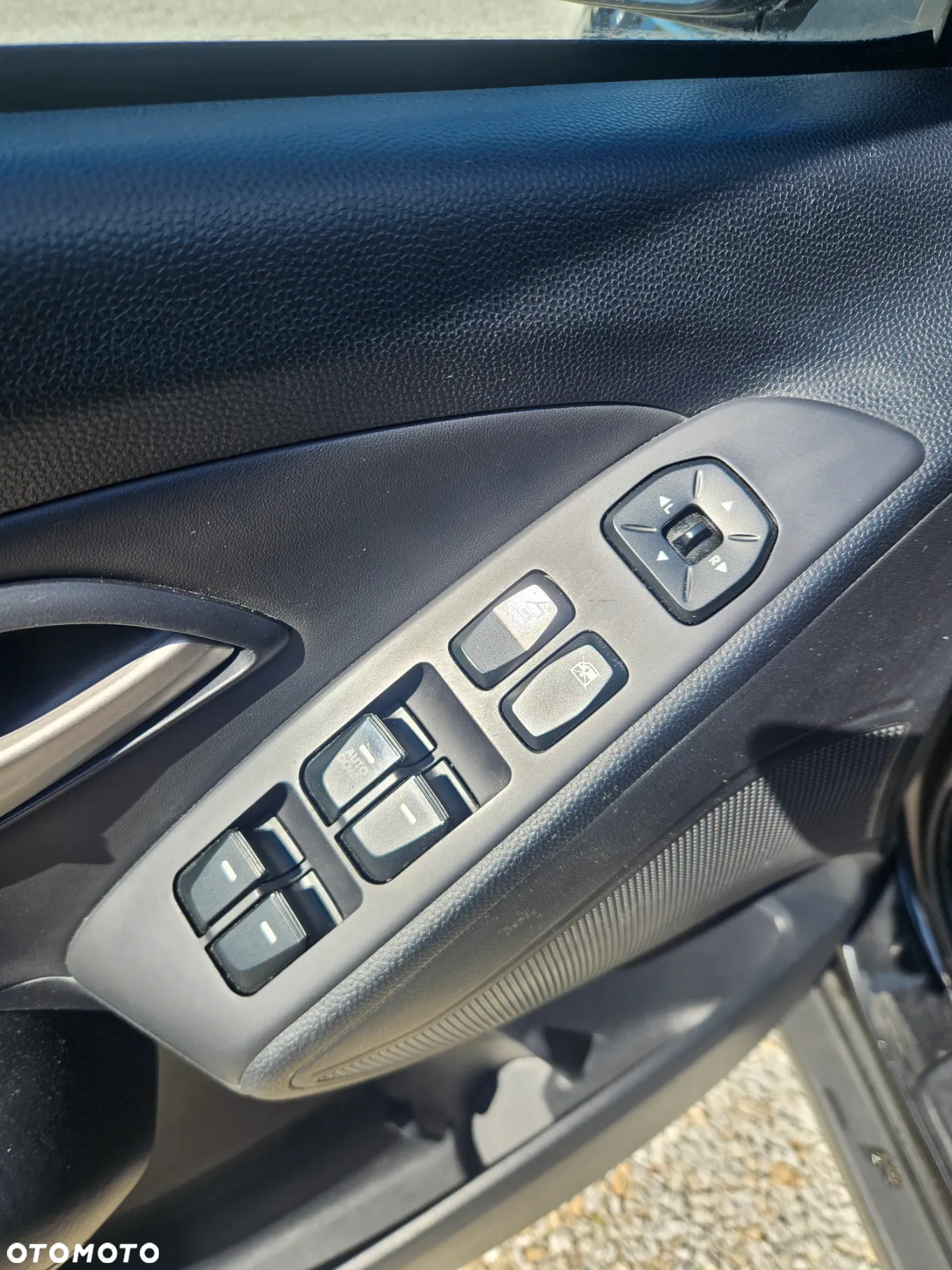 Hyundai ix35 1.6 2WD blue Comfort - 4