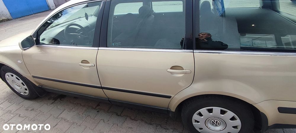 Volkswagen Passat - 2