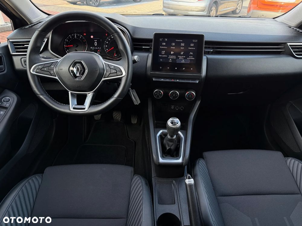 Renault Clio - 30