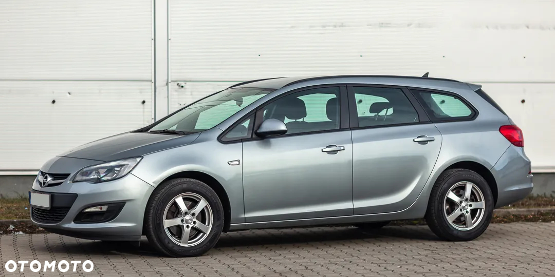 Opel Astra - 25