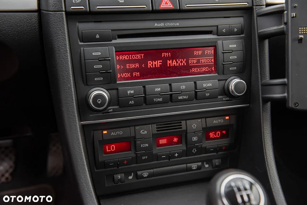 Audi A4 Limousine - 18