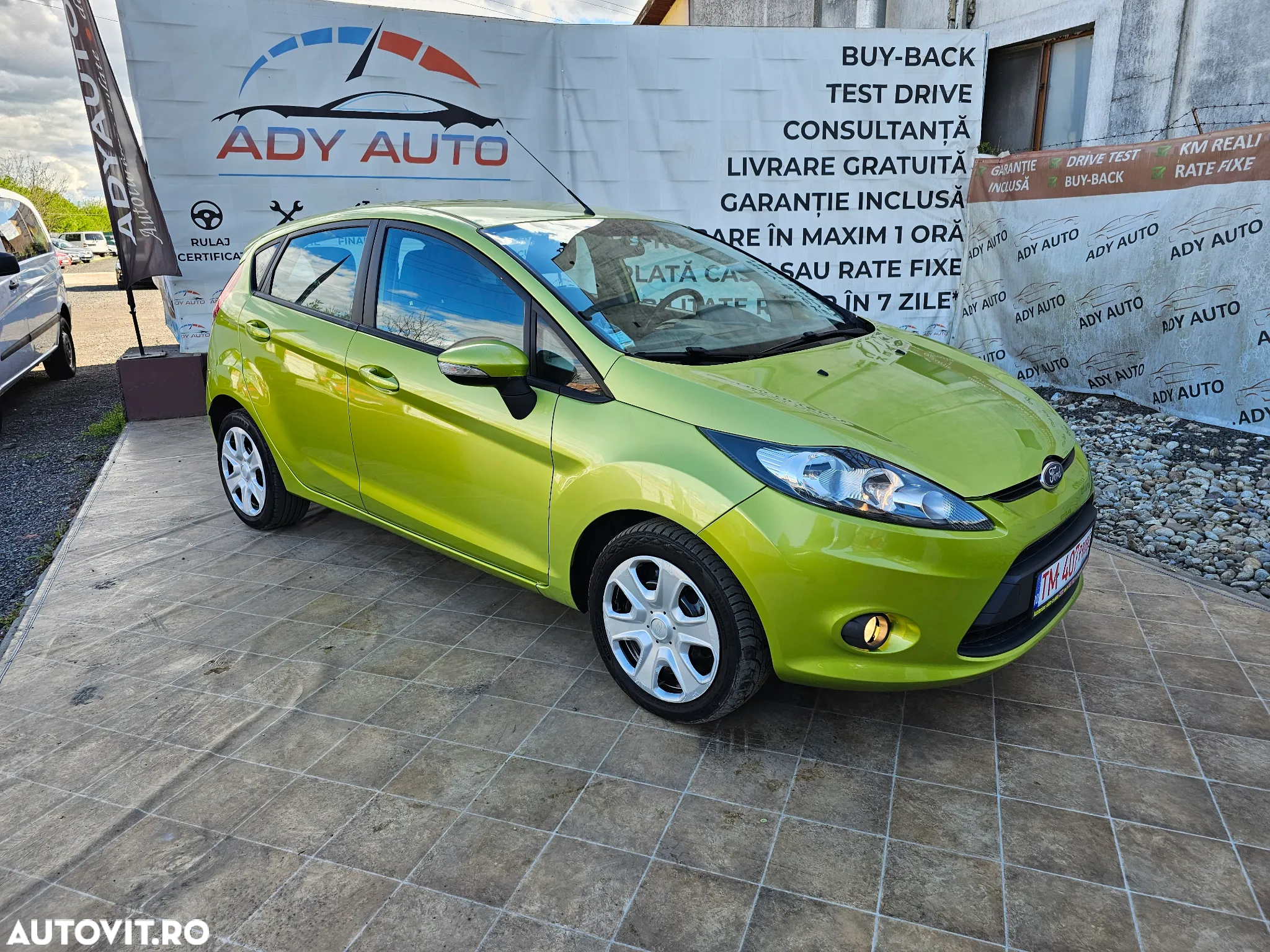 Ford Fiesta 1.4 TDCI Ambiente - 4