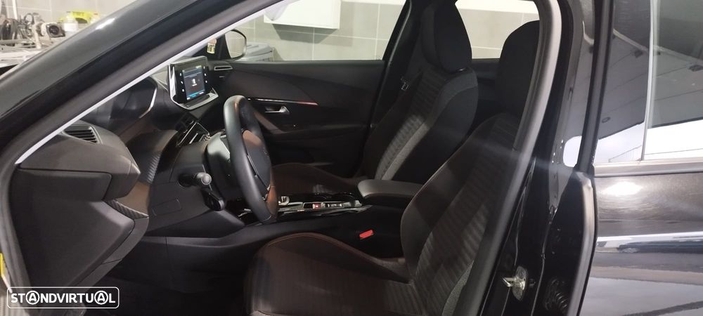 Peugeot e-2008 50 kWh Active Pack - 12