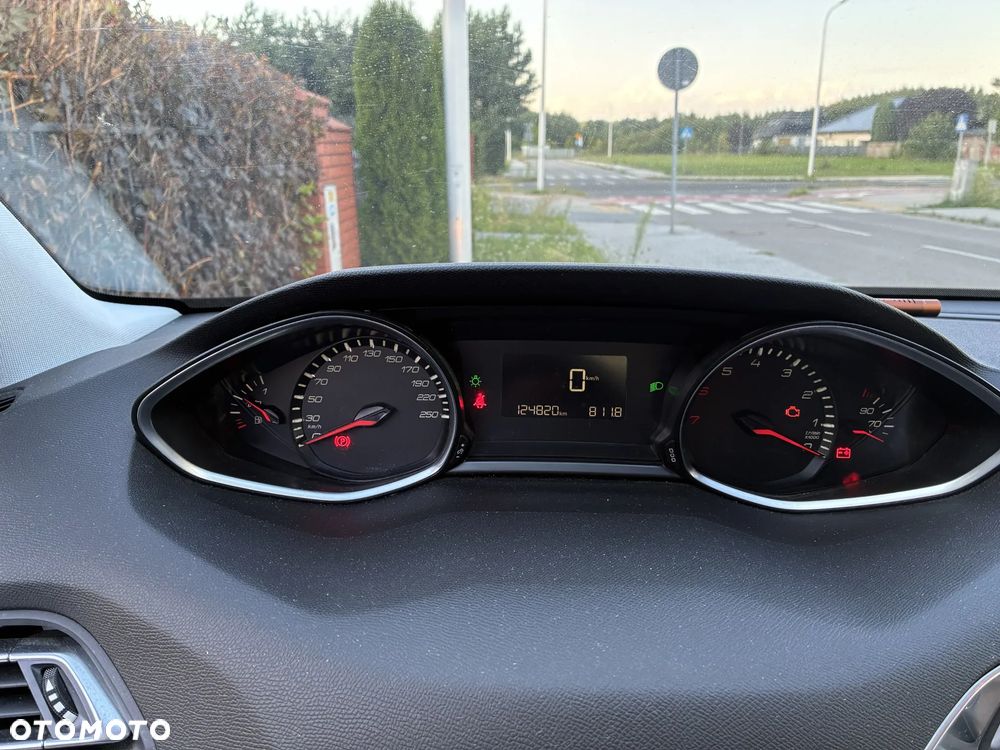 Peugeot 308 1.2 PureTech Style S&S - 5
