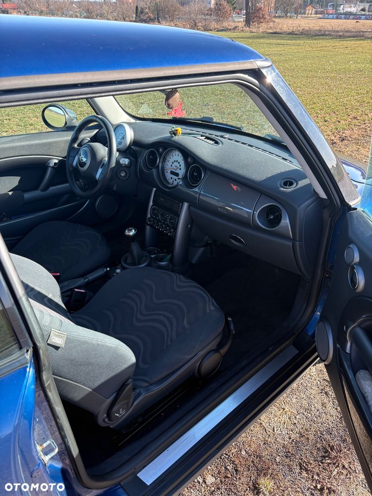 MINI ONE Standard - 9