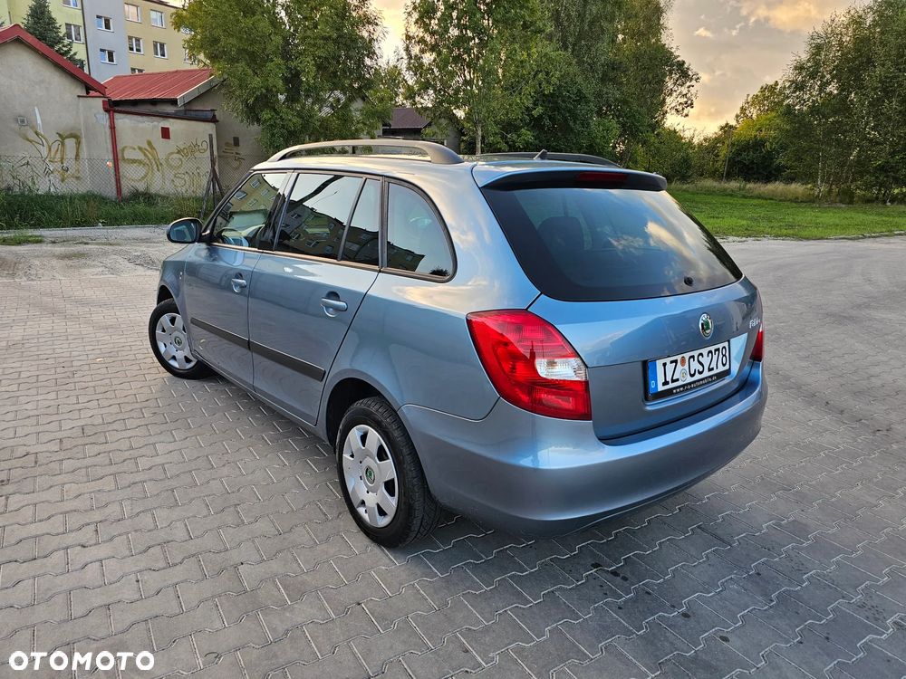 Skoda Fabia 1.4 16V Style - 4