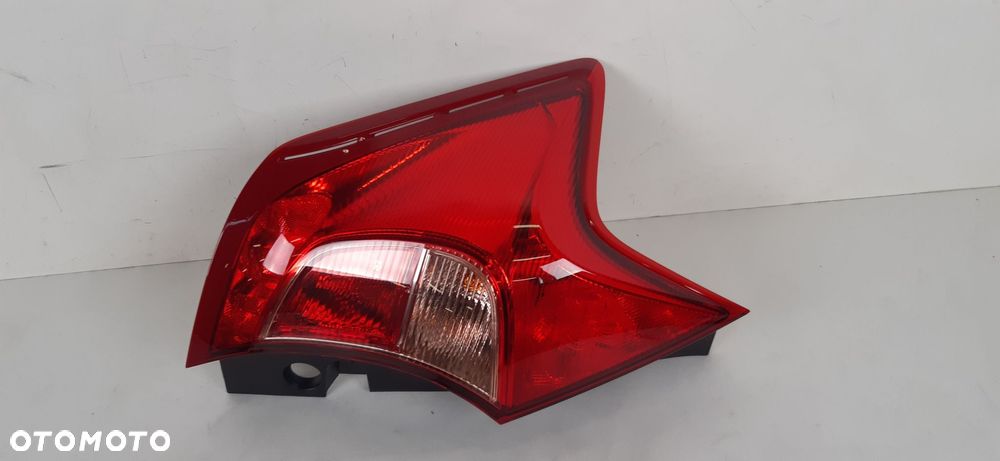 NISSAN NOTE E12 LAMPA LEWA TYŁ 26555-3VV0A - 3