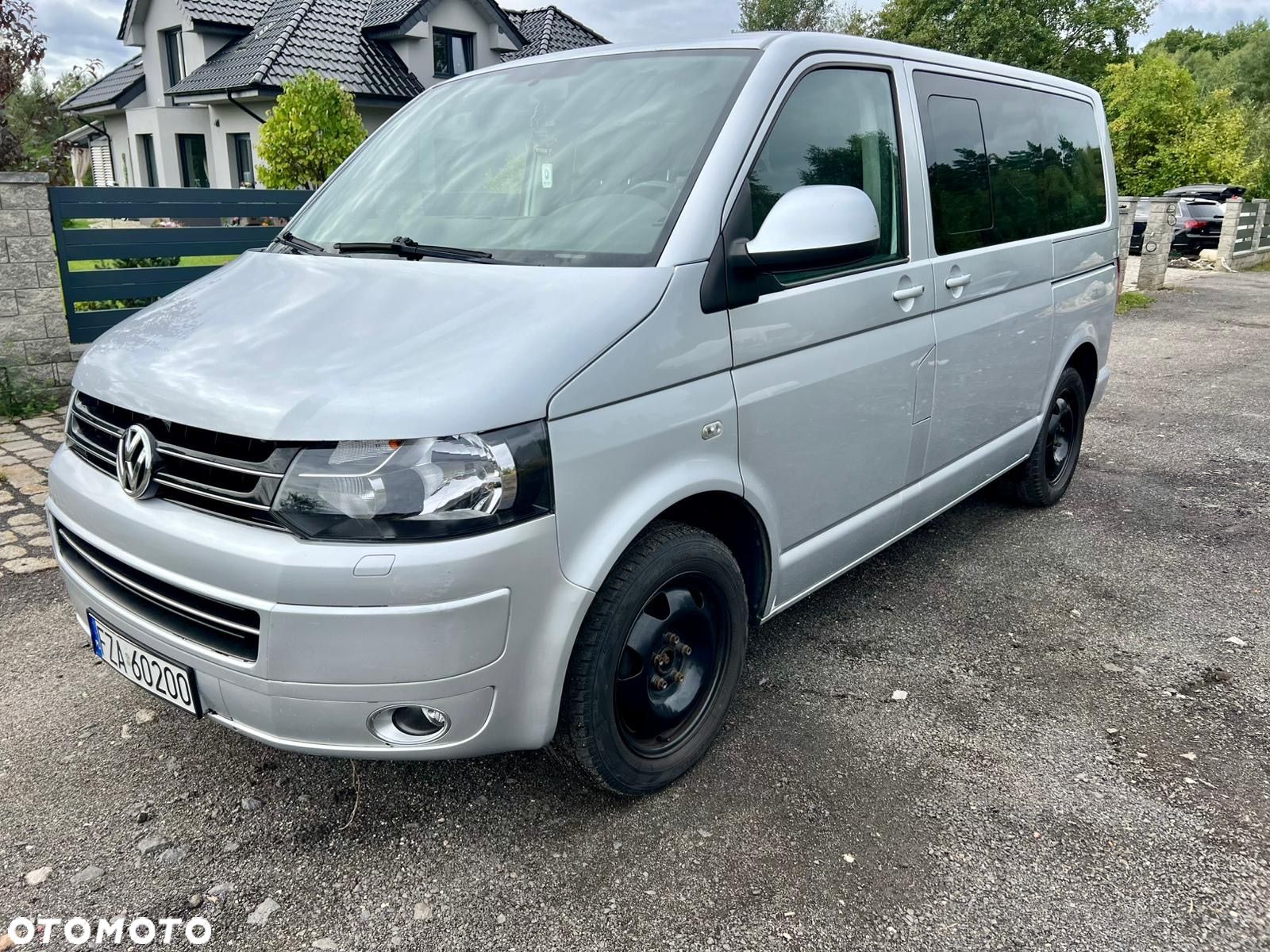 Volkswagen Caravelle TDI L2 Comfortline - 1
