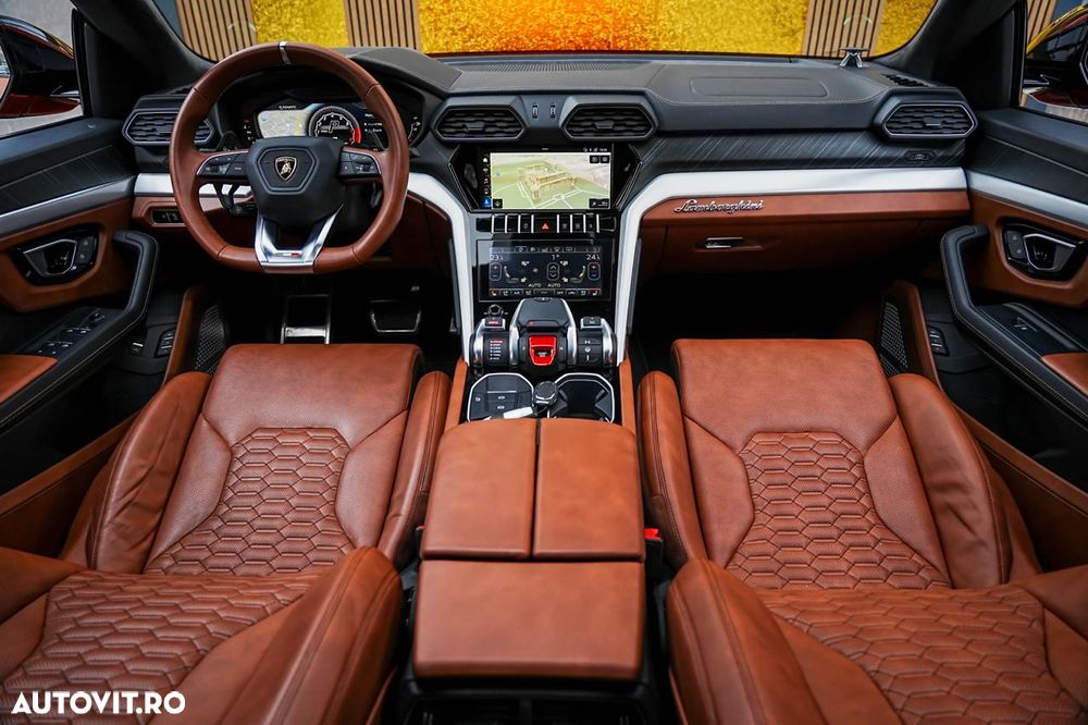 Lamborghini URUS - 17