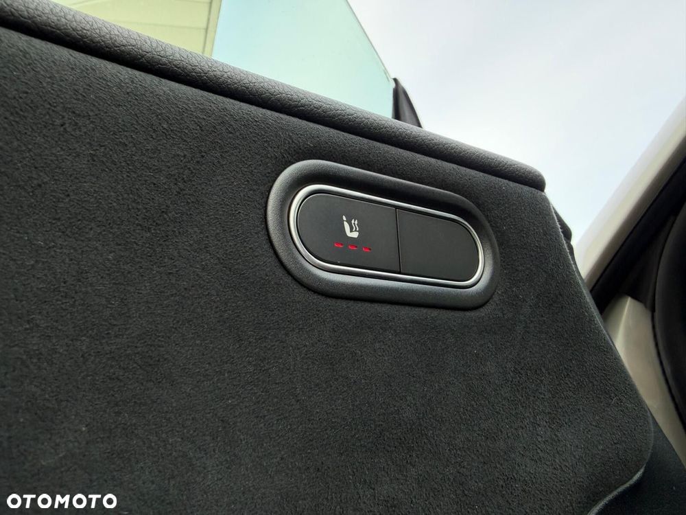 Mercedes-Benz CLA - 17