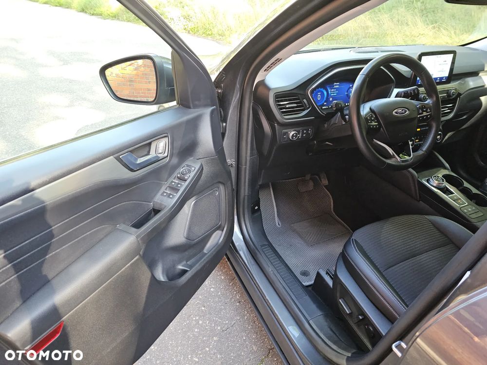 Ford Kuga 2.5 FHEV FWD Titanium X - 11