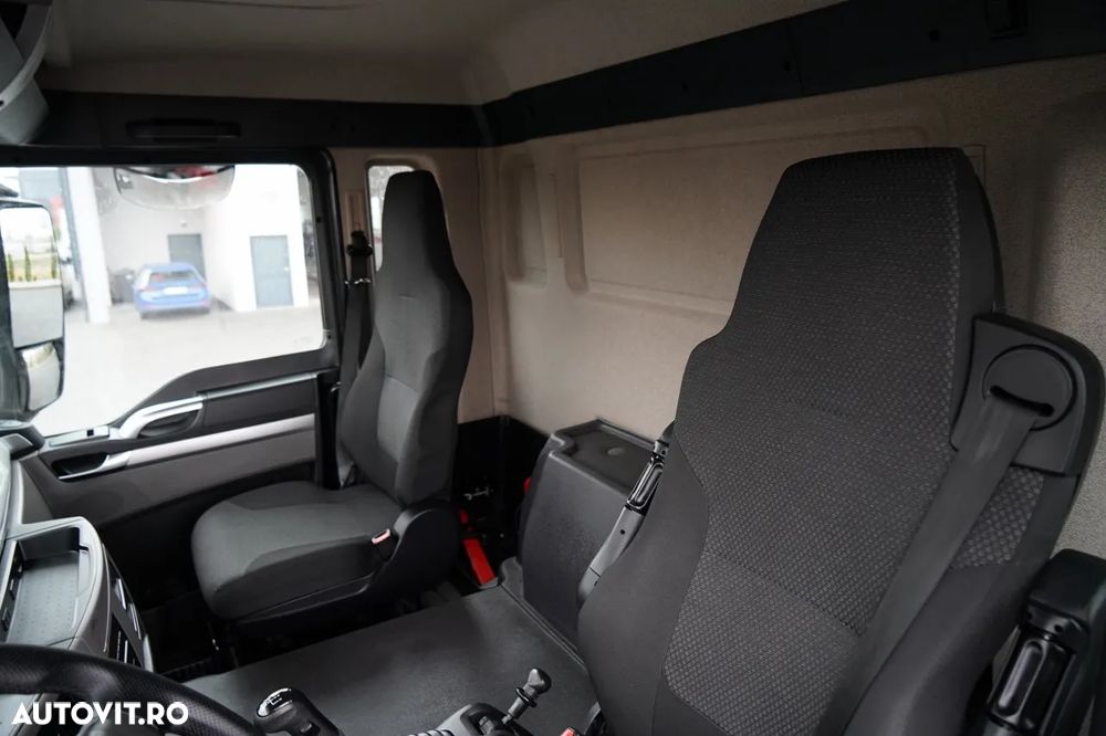 MAN TGS 41.460 / 8X6 / BASCULATOR SPATE / MANUAL / KH-KIPPER / NAVI / ANVELOPE 100% - 27