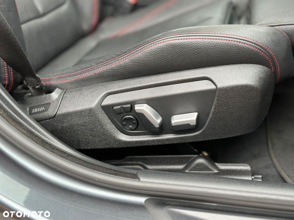 BMW Seria 4 440i Sport-Aut Luxury Line - 30