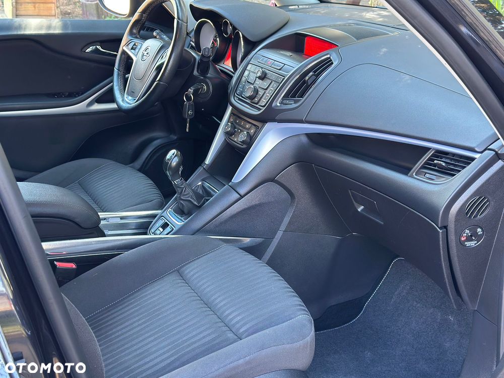 Opel Zafira - 24