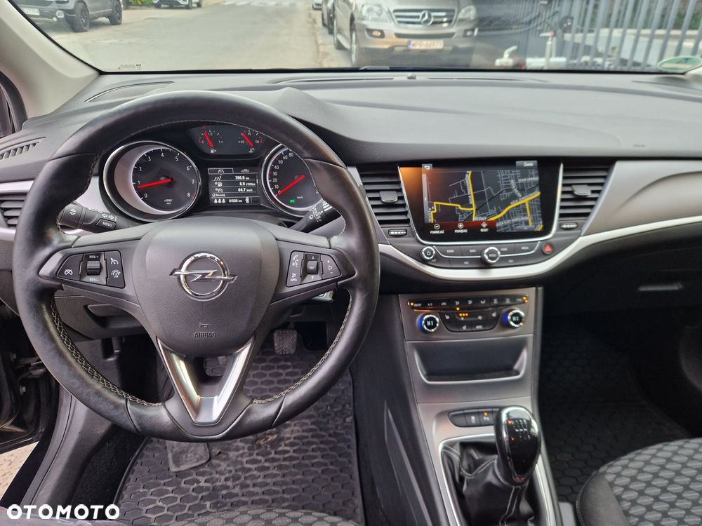 Opel Astra - 3