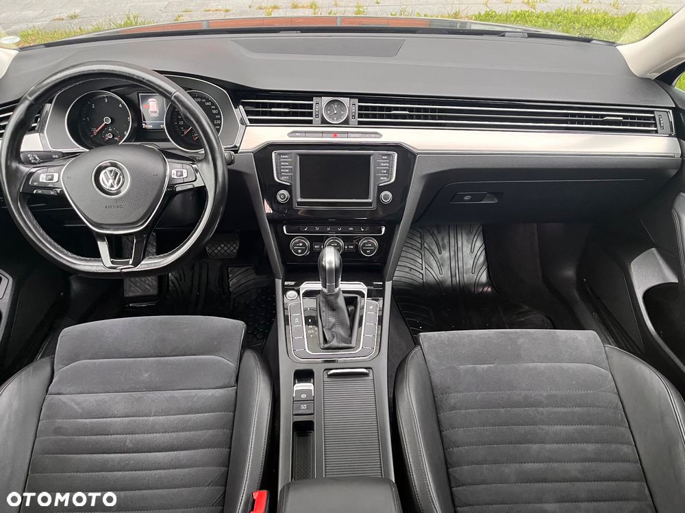 Volkswagen Passat - 7