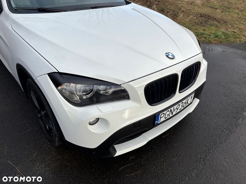 BMW X1 xDrive28i Sport Line - 6