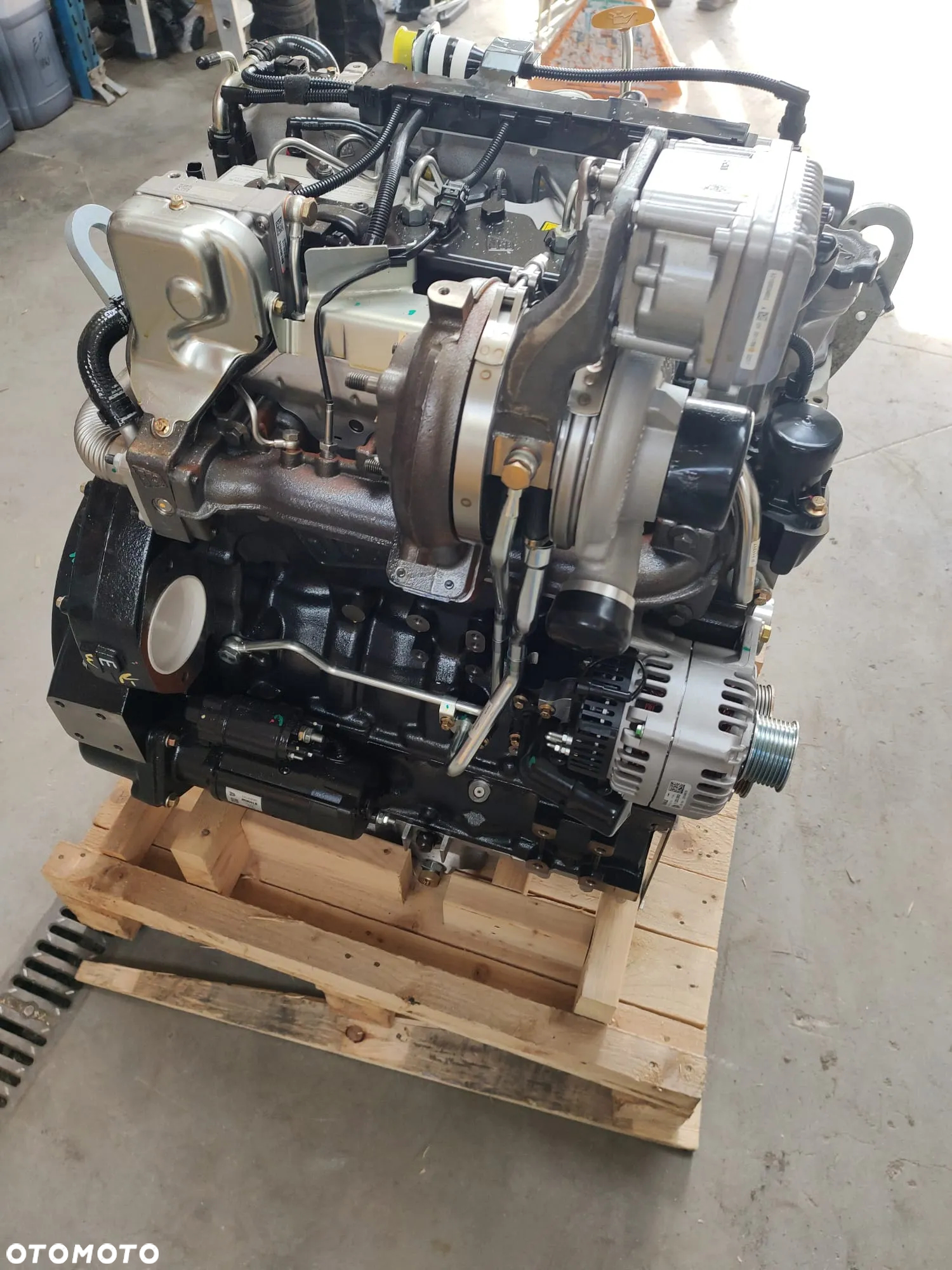 Kompletny Nowy Silnik JCB JS 130 Koparka JCB Silnik 444 Maszyna 81KW 4.4 L 320/41081 - 5