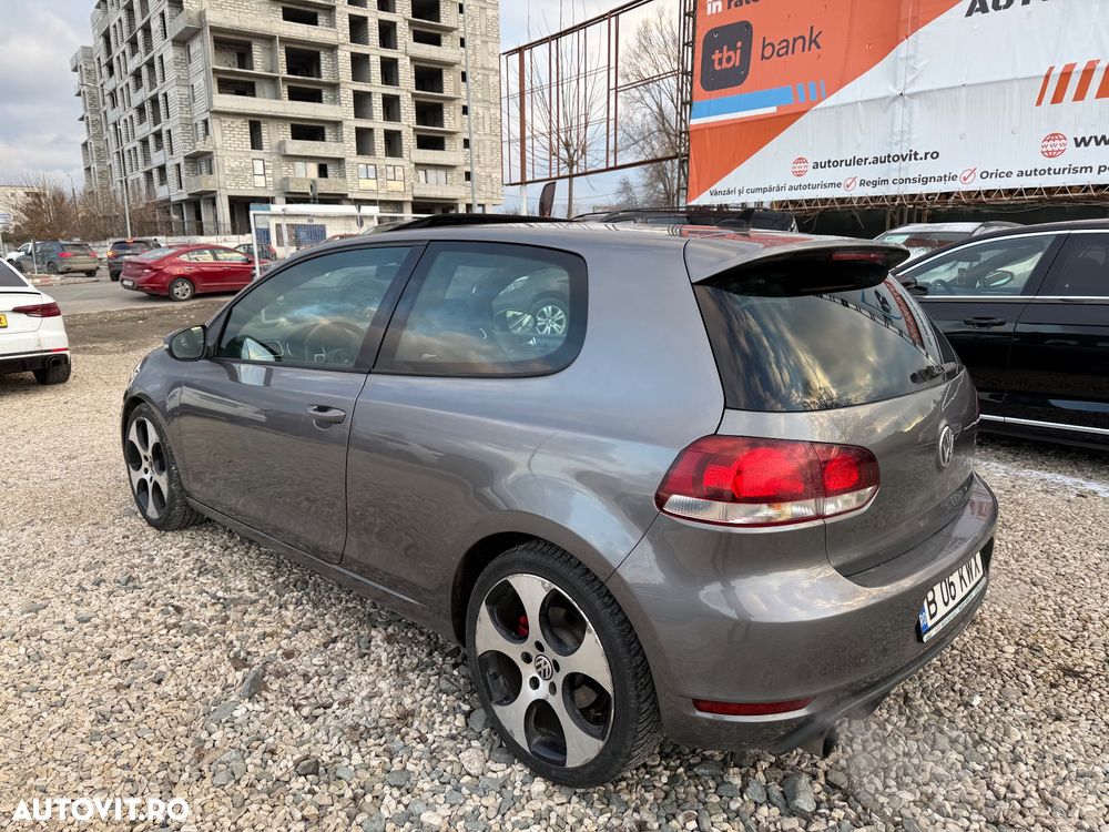Volkswagen Golf 2.0 TSI GTI - 3