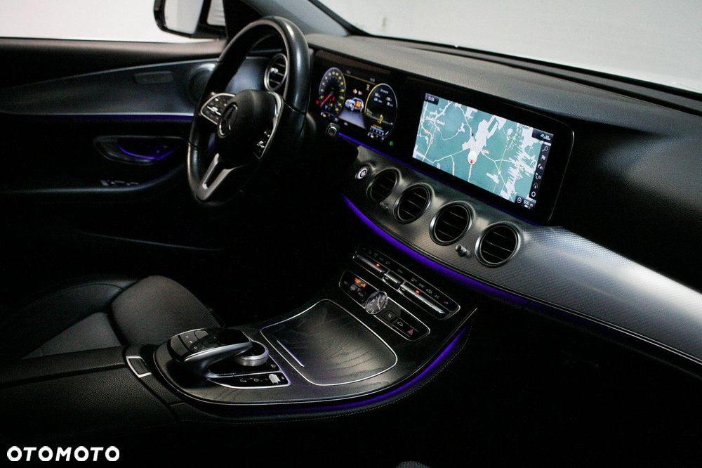 Mercedes-Benz Klasa E - 15