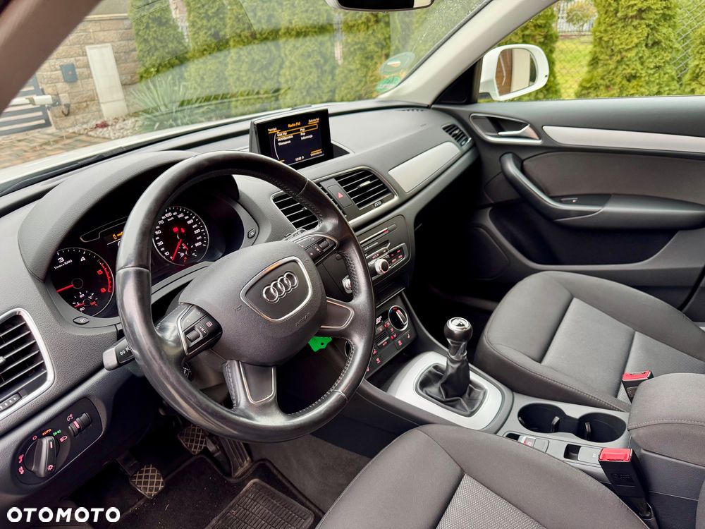 Audi Q3 2.0 TDI Design - 15