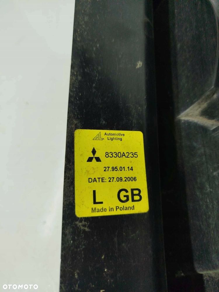 LAMPA LEWA TYLNA TYŁ MITSUBISHI COLT VI 02-12 8330A235 - 3