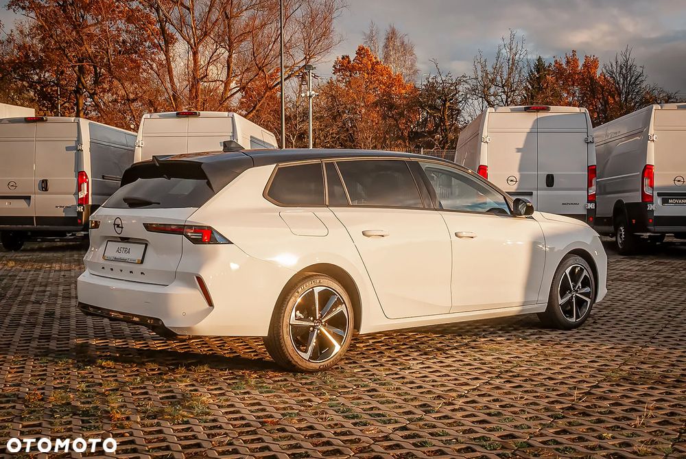 Opel Astra 1.2 T GS Line S&S - 8