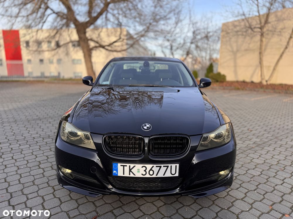 BMW Seria 3 318i - 3