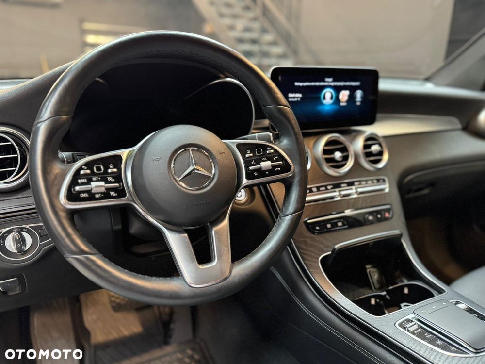 Mercedes-Benz GLC 300 4-Matic - 8