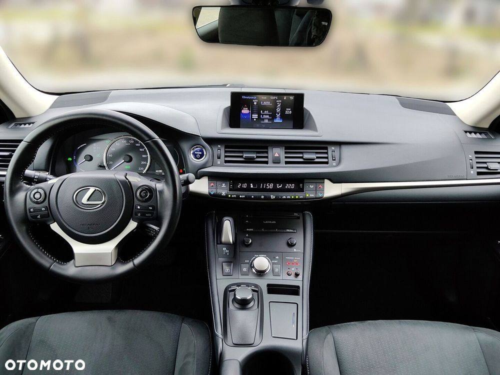 Lexus CT 200h Elegance EU6 - 16