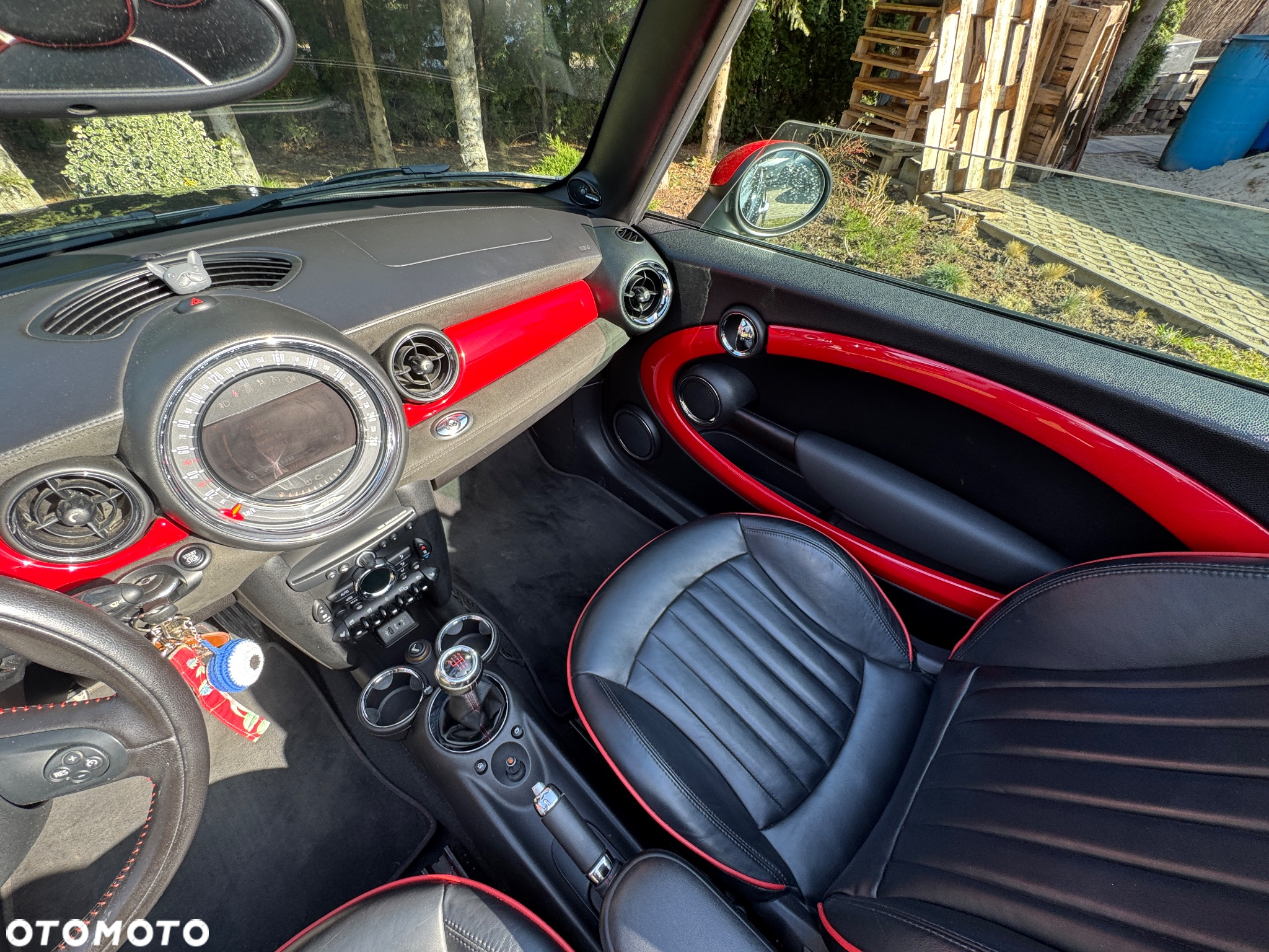 MINI John Cooper Works Cabrio - 6
