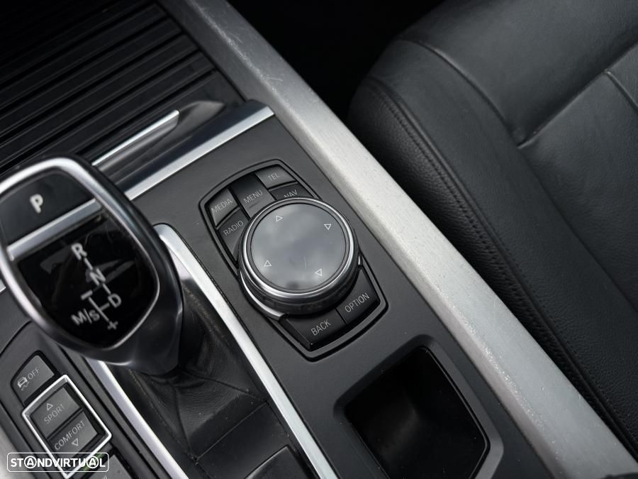 BMW X5 25 d sDrive Comfort 7L - 22