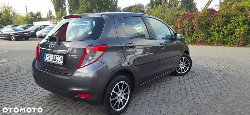 Toyota Yaris 1.33 Dynamic - 14