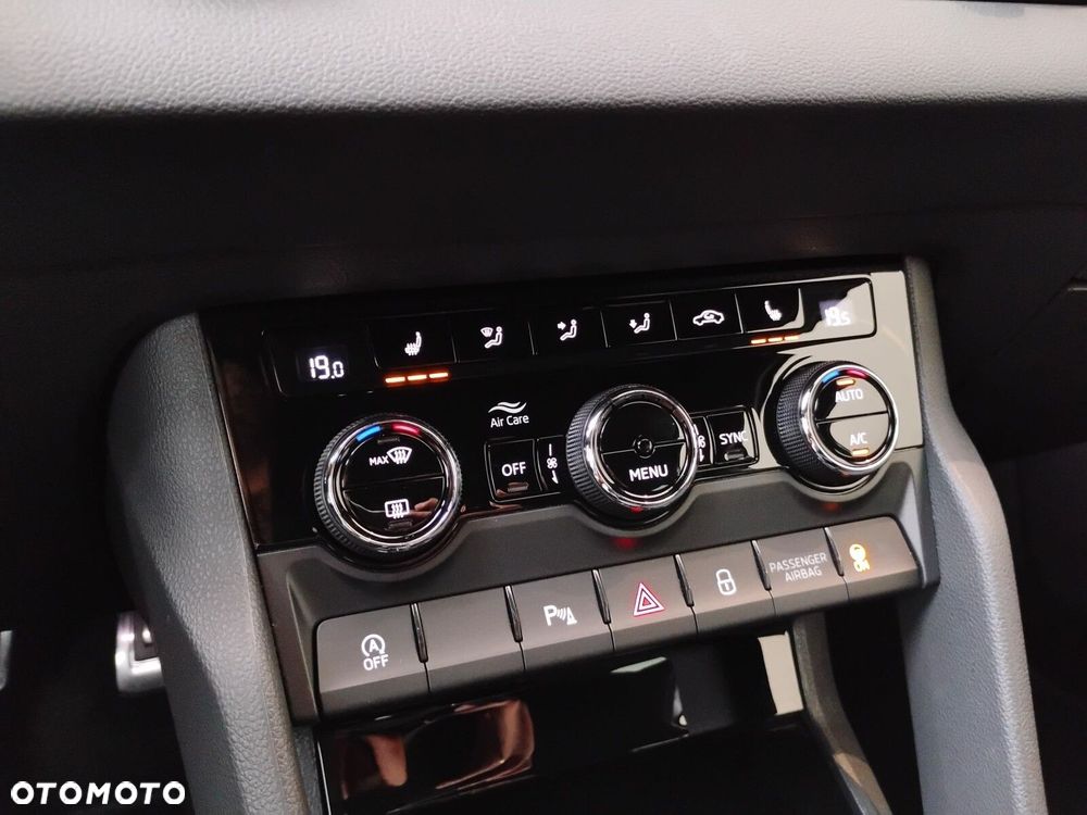 Skoda Karoq 2.0 TDI SCR 4x4 Sportline DSG - 22